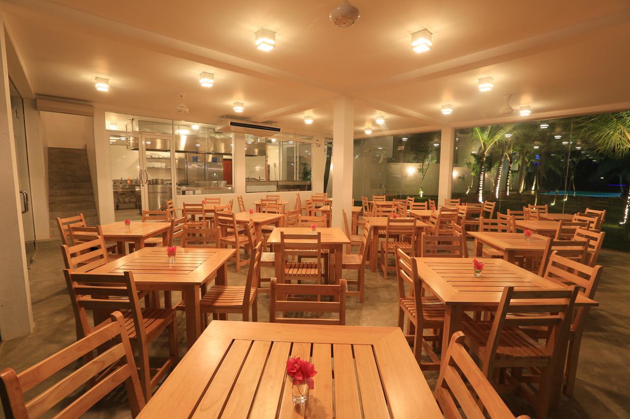 Arugambay Roccos Otel Arugam Bay Dış mekan fotoğraf